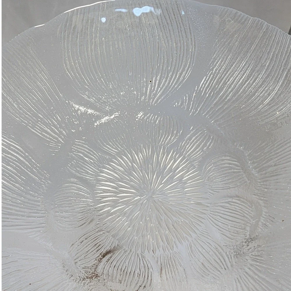 Arcoroc France Fleur Glass Salad Dessert Plates Set of 5 Clear Floral 7.5 Inch